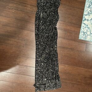 Black and gold Sparkle Maxi Dress